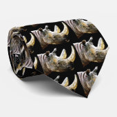 サイの頭部、黒い背景 ネクタイ (ロール)