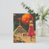 サイエンスフィクションファンタジーエイリアンとレッドドレスの女性 ポストカード (スタンド正面)