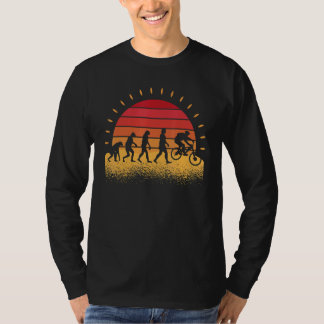 サイクリスト バイカー 自転車 ロードバイク サイクリング 進化 Tシャツ