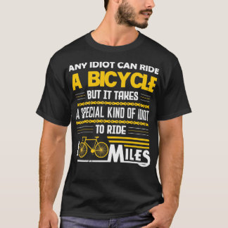 サイクリングおもしろい愛好家のための自転車sに乗ることができる tシャツ