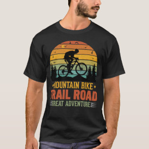 サイクリングおもしろいPUN Tシャツ