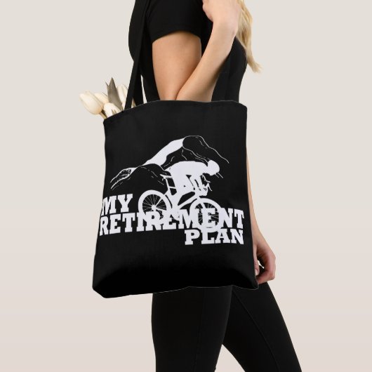 サイクリングは退職計画だ トートバッグ (クローズアップ)