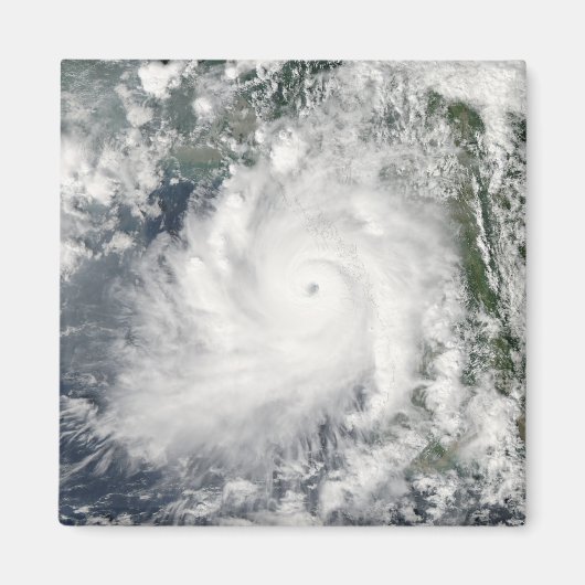 サイクロン・ギリがビルマに上陸 マグネット (正面)