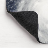 サイクロンAdeline-Juliet西へ移動 マウスパッド (コーナー)