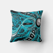 サイケデリックで青い日曜日および月のフラクタルの枕 クッション (裏面)