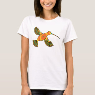 サイケデリックで飛んでいるなハチドリ Tシャツ