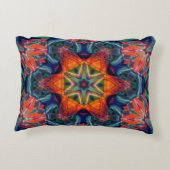 サイケデリックカラフル万華鏡のように千変万化するパターン アクセントクッション (裏面)