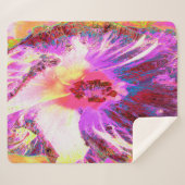 サイケデリックトリップ（幻覚体験）のような虹色ハイビスカス シェルパブランケット (正面(横))