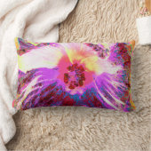 サイケデリックトリップ（幻覚体験）のような虹色ハイビスカス ランバークッション (ブランケット)