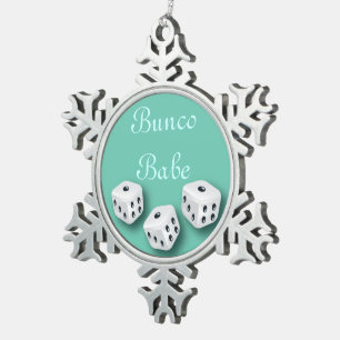 サイコロのクリスマスの雪片を持つBuncoの可愛い人 スノーフレークピューターオーナメント