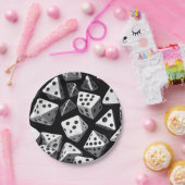 サイコロの喜び:幾何学的カスケード ペーパープレート (パーティー)