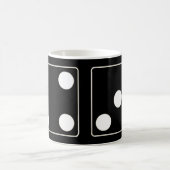 サイコロ番号ピップホワイト4 & 3 +あなたのアイディア コーヒーマグカップ (中央)