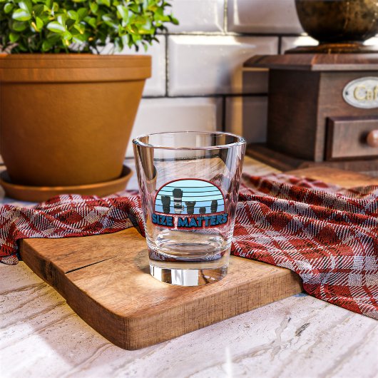 サイズの問題 – おもしろい Filmmaking ショットグラス