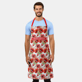 サイズ大きな赤いケシのケシフローラ エプロン (着用した状態)