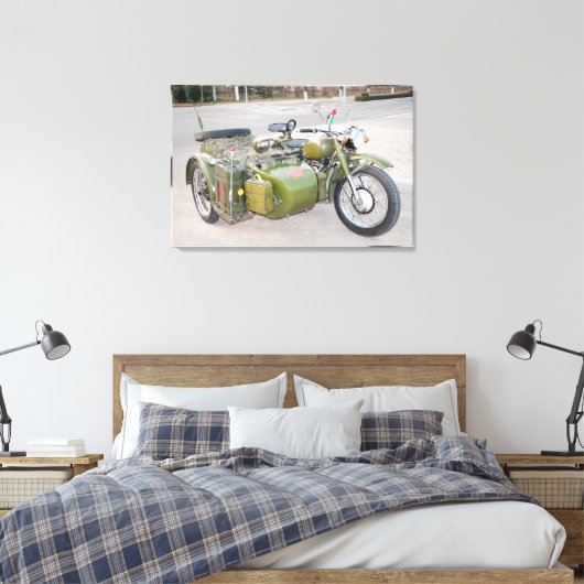 サイドカー付き750B-2アーミーバイクぼやけ キャンバスプリント (インサイチュ (寝室))