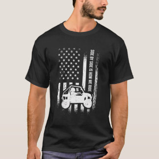 サイドバイサイドアメリカ国旗のUtvサイドへの乗り方 Tシャツ