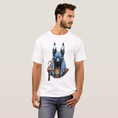 サイバーパンク・アヌビス - 死後の世界のネオンのエジプトの神 Tシャツ (正面フル)