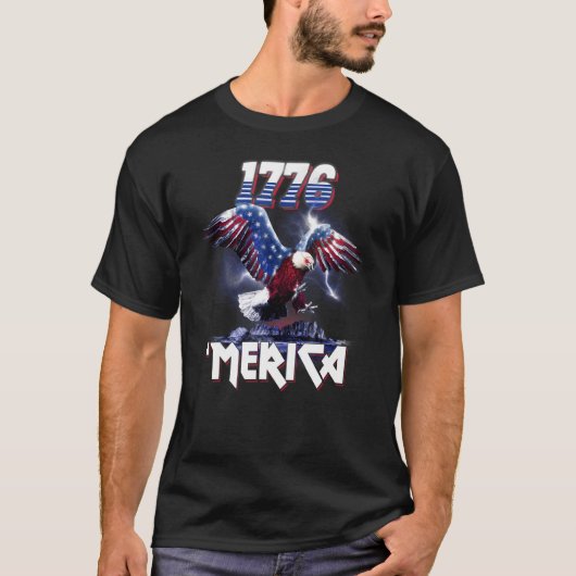 サイボーグ・イーグル米国国旗1776年7月4日アメリカ・パトリオ Tシャツ (正面)