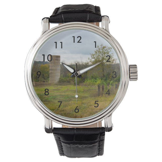 サイロがまだ立つ 腕時計 (正面)