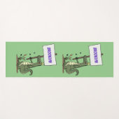 サインおもしろい漫画を持つワニのアリゲータ ヨガマット (正面(横))