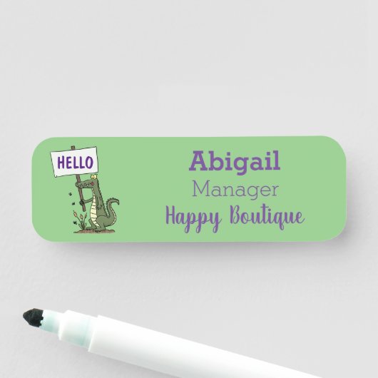 サインおもしろい漫画を持つワニのアリゲータ 名札 (インサイチュ)