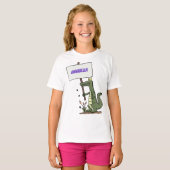 サインおもしろい漫画を持つワニのアリゲータ Tシャツ (正面フル)