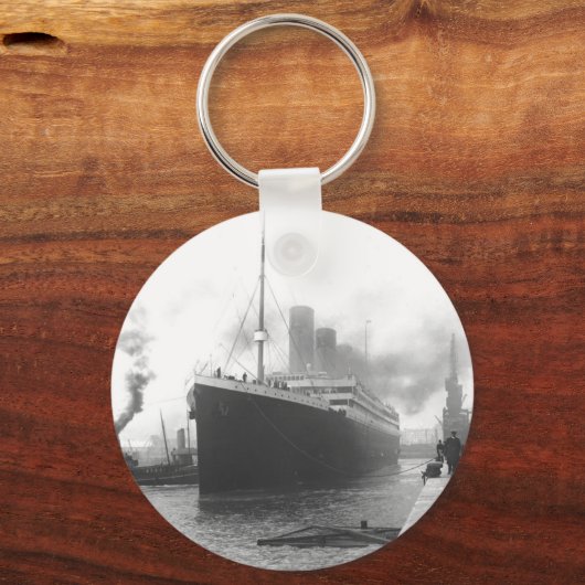 サウサンプトンの波止場でタイタニック キーホルダー (正面)