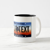 サウスカロライナのナンバープレートのマグ ツートーンマグカップ (正面右)