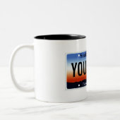 サウスカロライナのナンバープレートのマグ ツートーンマグカップ (左)