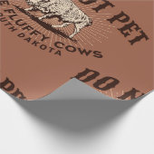 サウスダコタのふわふわの牛のバイソンを愛撫しない ラッピングペーパー (角)