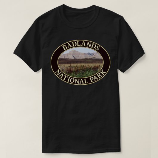 サウスダコタのバッドランズ国立公園1 Tシャツ (デザイン正面)