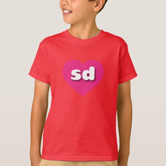 サウスダコタのホットピンクハート- SDが大好き Tシャツ (正面)