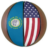 サウスダコタ州旗とフルサイズバスケットボール バスケットボール (縦)