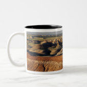 サウスダコタ、バッドランド国立公園、バッドランド ツートーンマグカップ (左)