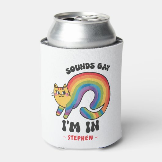 サウンドゲイ、私は入っている – Rainbow Cat LGBTQプライド 缶クーラー (缶正面)