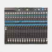 サウンドミキサーコントロール、イベントホール。 フリースブランケット (正面(横))