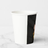 サクソフォン奏者がサクソフォニスト遊のジャズを手にする   紙コップ (右)