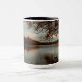 サクラメント川の日没を抑制しました マグカップ (中央)