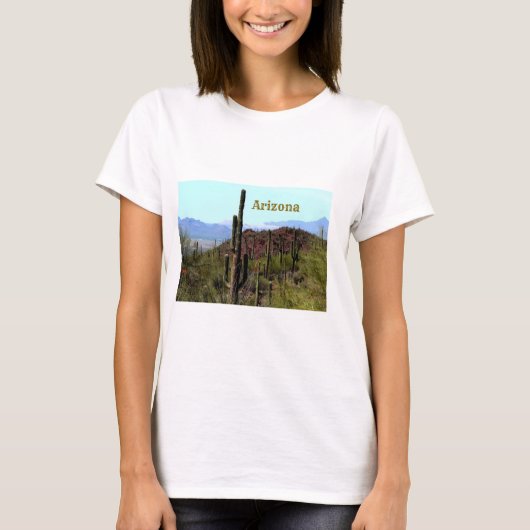 サグアロ山の風景 ツーソン アリゾナ Tシャツ (正面)