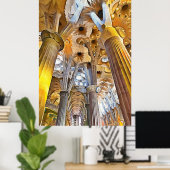 サグラダ・ファミリア。内部.ビュー16. ポスター (ホームオフィス)