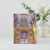 サグラダ・ファミリア。内部.ビュー24. ポストカード (スタンド正面)