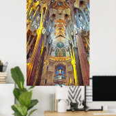 サグラダ・ファミリア。内部.ビュー29. ポスター (ホームオフィス)