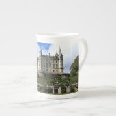 サザーランド藩の歴史的なダンロビン城写真 ボーンチャイナマグカップ (正面右)