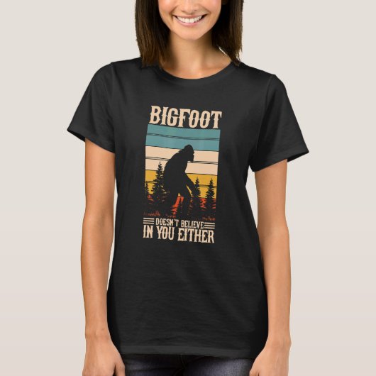 サスカッチが君の中で生活しないサスカッチ Tシャツ (正面)