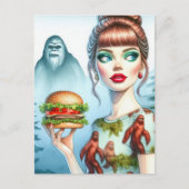 サスカッチで森の中のチーズバーガー ポストカード (正面)