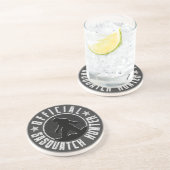 サスカッチのハンターの円のロゴ コースター (側面)