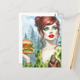 サスカッチを探して森の中のチーズバーガー ポストカード