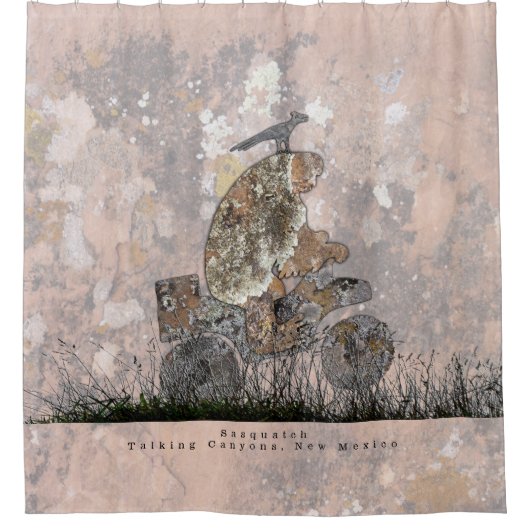 サスカッチトーキングキャニオンズ，ニューメキシコ シャワーカーテン (正面)