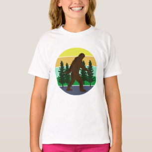 サスカッチ信者 ヴィンテージサンセットビッグフット Tシャツ