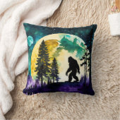 サスカッチ満月オンザマウンテン クッション (ブランケット)